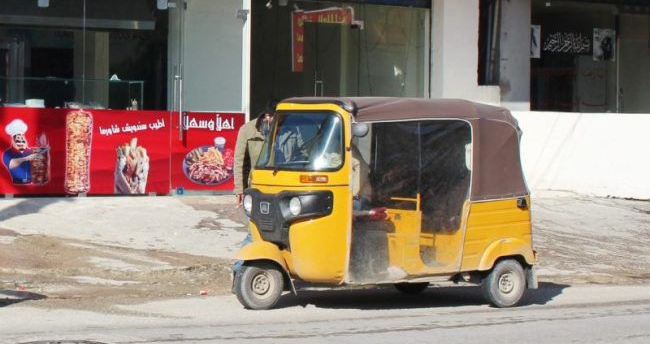 اليازا تحذر من مخاطر التوك توك: حوادث مروعة يوميًا