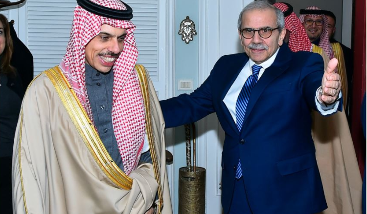 “الجمهورية” – أسبوع الولادة: مخاض صعب… ودلع سياسي يسبقها