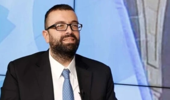 “الأخبار” – أحمد الحريري يستنهض «القواعد الزرقاء»: عائدون إلى موقعنا الطبيعي