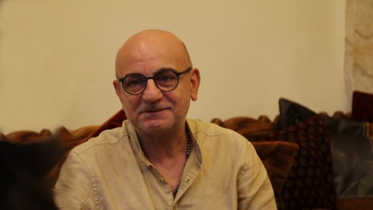 ريمون صليبا يعود إلى منزله بعد تحسن حالته الصحية: “محبتكن ودعمكن كانوا سبب كبير بقوتي”