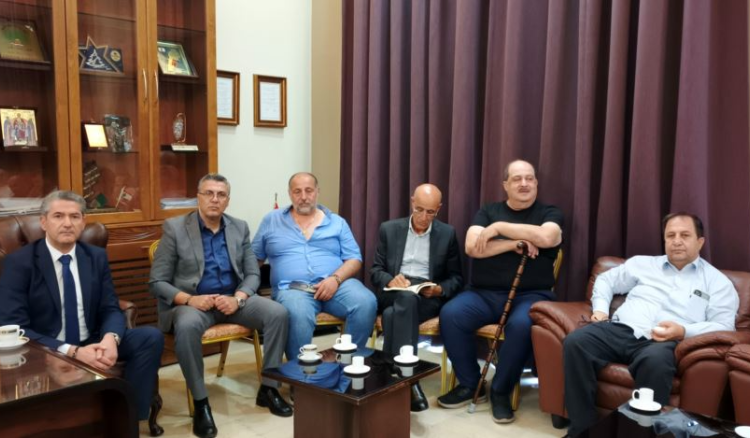 محافظ البقاع عقد سلسلة اجتماعات مع رؤساء بلديات أقضية زحلة والبقاع الغربي وراشيا.. ماذا بحثت؟