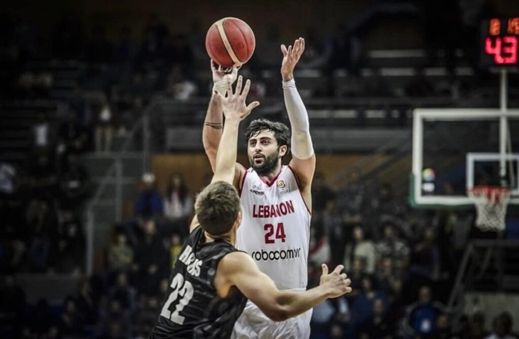 “ضحكنا وبكينا، قاتلنا وصمدنا”.. هايك غيوكجيان يعلن اعتزال اللعب دوليًا مع منتخب لبنان برسالة مؤثرة