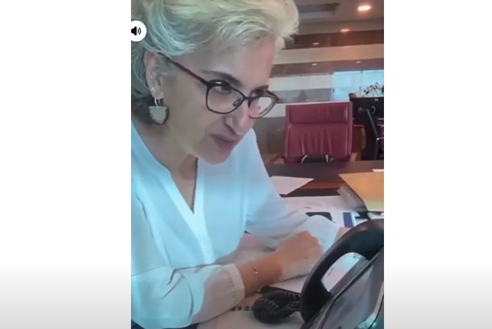 بالفيديو – وزيرة التربية تتصل بالأوائل في لبنان بامتحانات الثانوية العامة
