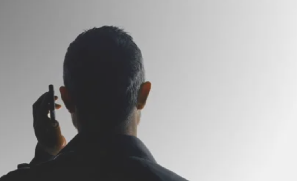 “الأخبار” تنشر القصة الكاملة للأمير السعودي الوهمي “أبو عمر”.. كيف تمكن من اصطياد السياسيين؟