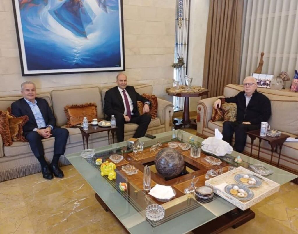 وفد من التيار الوطني الحر زار النائب ميشال ضاهر وقدّم له “مقترح حماية لبنان “