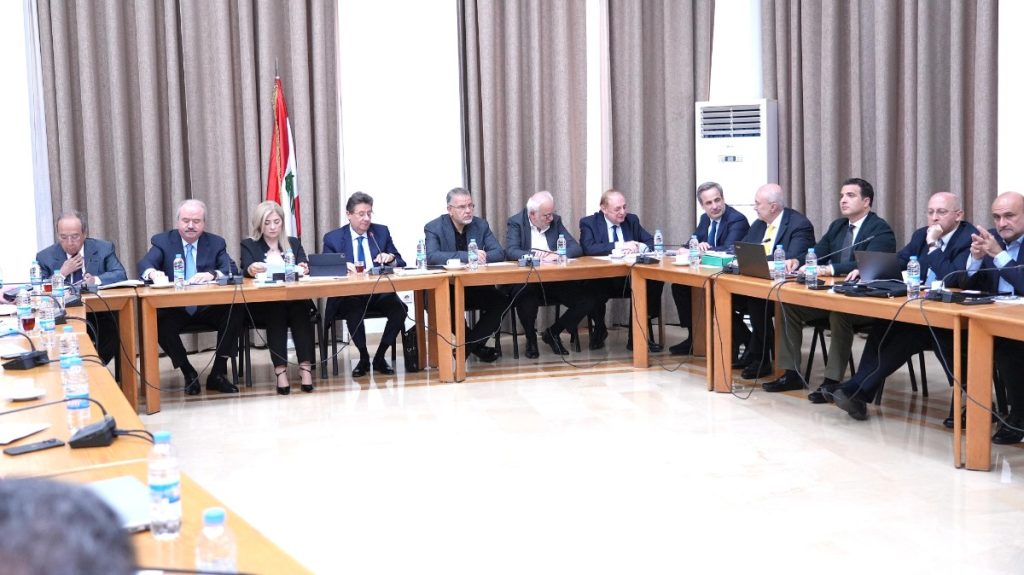 لجنة المال تقر “الإقامة الذهبية” للمستثمرين بما يفوق 500 ألف دولار في لبنان