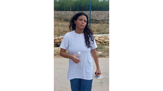 العثور على فتاة تائهة في بلدة الحنية بالقرب من مركز اليونيفيل
