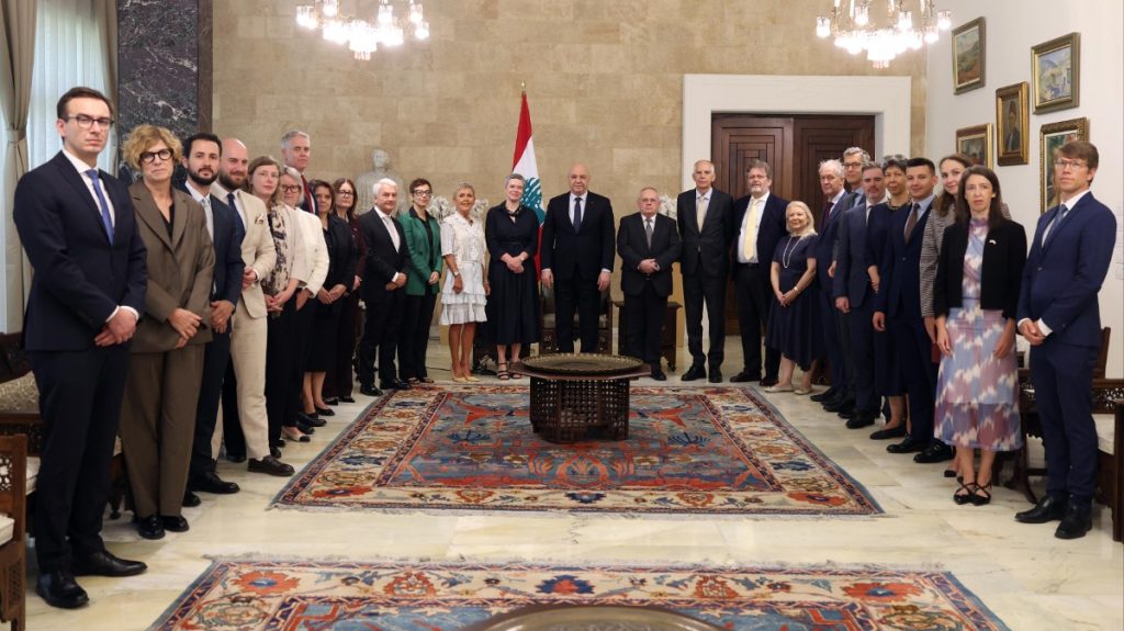 الرئيس عون لسفراء أوروبيين: بقاء اليونيفيل الوسيلة الأمثل في المرحلة المقبلة