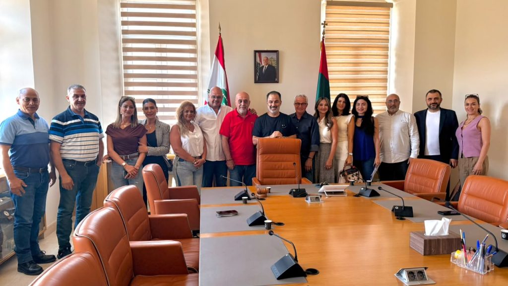 بلدية زحلة تبحث مع وفد من Zahle Diaspora آفاق التعاون وتعزيز التواصل مع الانتشار